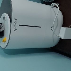 Geniani Humidifier white with night light